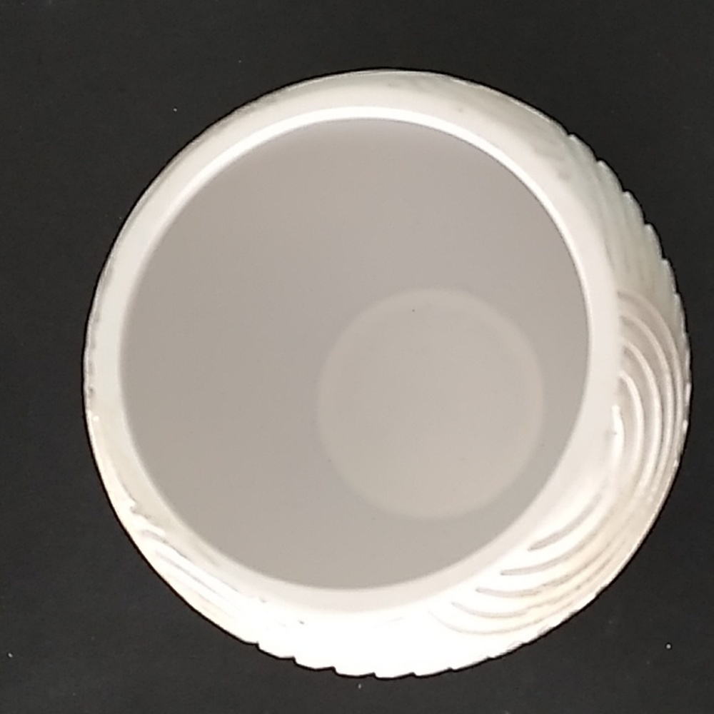 Decorative textured ceramic pot bowl or vase - Picture 4 of 5